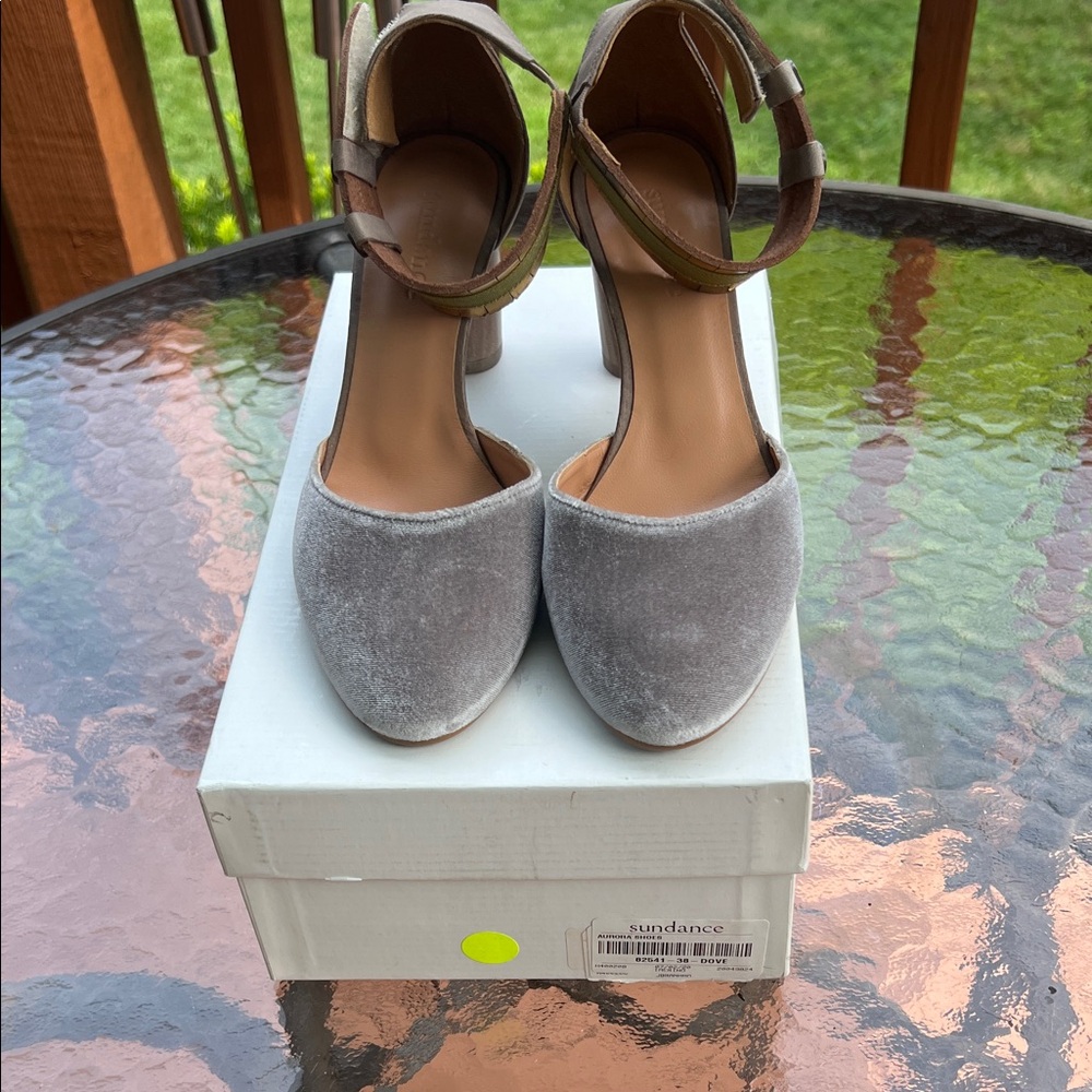 Sundance Women's Gray Arora Velvet Heels 38